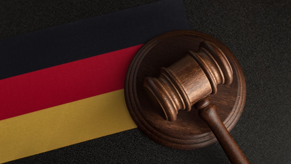 Zákaz vycházení i uzávěry škol byly v pořádku, rozhodl německý Ústavní soud